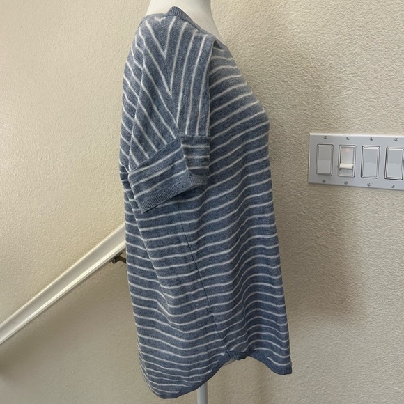 Ann Taylor Loft Women's Top XL Short Sleeve 100% Cotton Blue White Striped - Picture 4 of 10